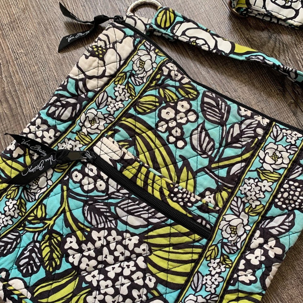 Vera Bradley floral cross body purse
